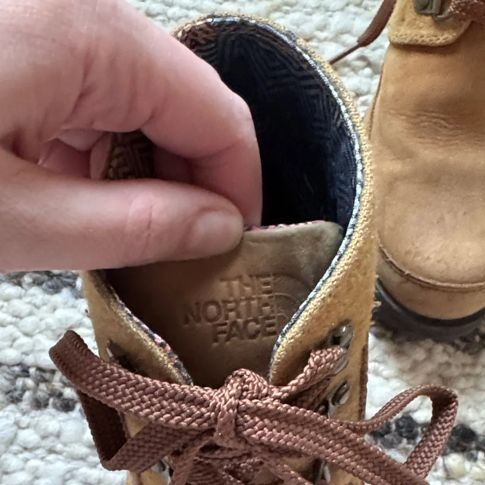 Women’s The North Face Tan Leather Boots - Picture 3 of 10